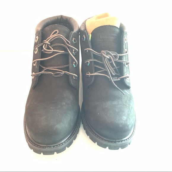 Timberland Nellie waterproof Chukka Boots size 8.5 Black For Women.